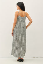 Load image into Gallery viewer, Swing Maxi Dress
