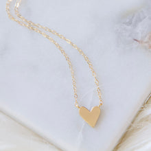 Load image into Gallery viewer, Dainty Heart Necklace
