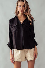 Load image into Gallery viewer, Black Pocketed Blouse
